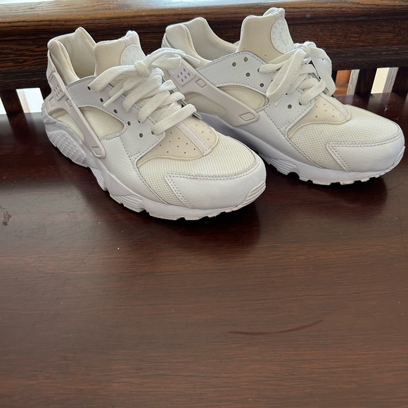 Nike Huarache sneaker - Picture 2 of 6